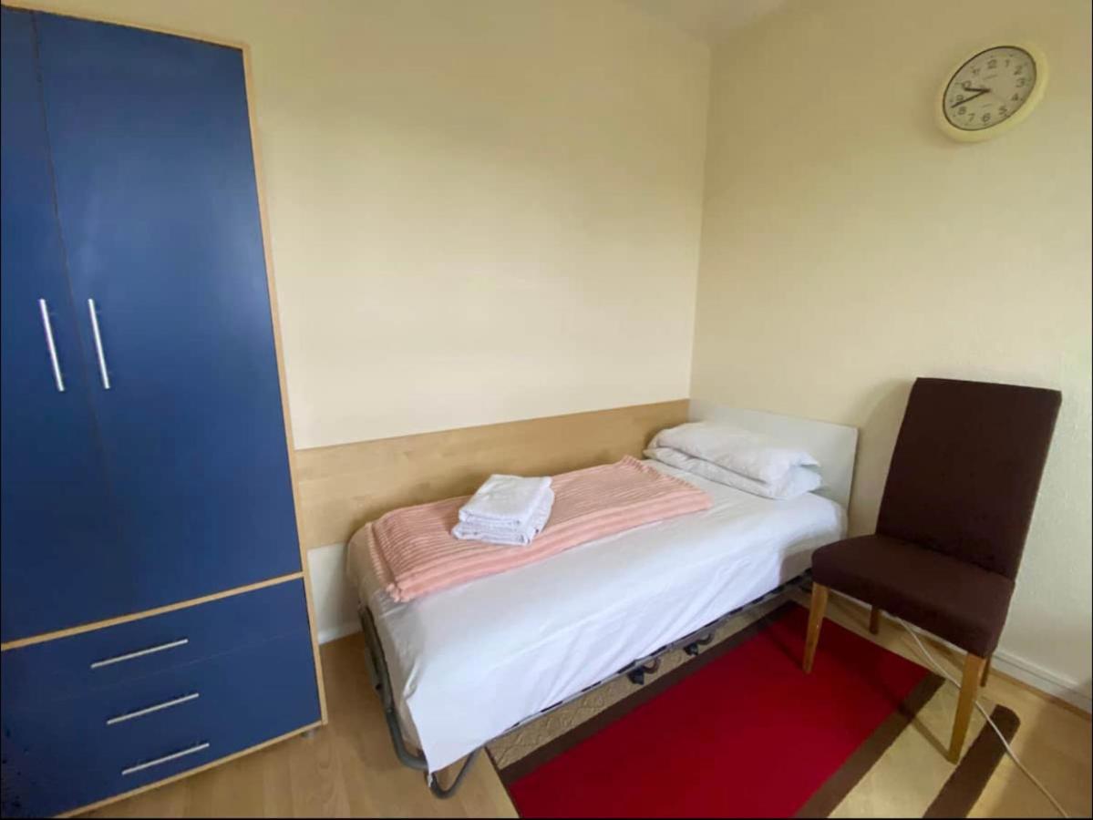 Single Room - Kings Cross, Female Only,, Guest Rooms Londres Exterior foto